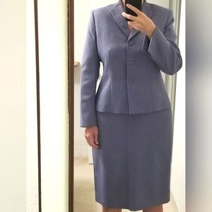 Ladies size 12 skirt suit in lavender